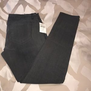 Edyson size 30 coated grey skinny jeans