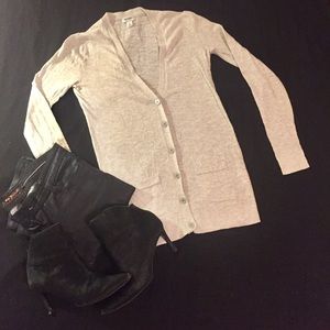 Slim Fine Knit Classic Deep-V Cardigan