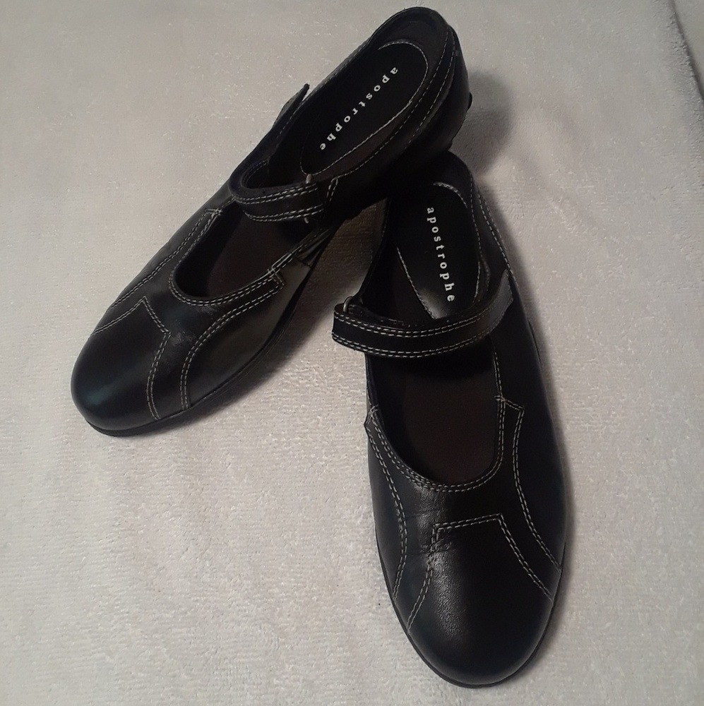 Apostrophe Mary Janes Flats Black Shoes Sz6.5M