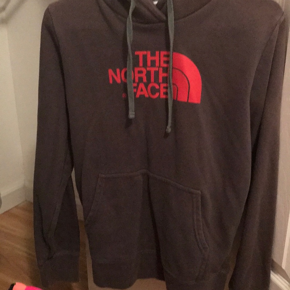 Brown North Face hoodie
