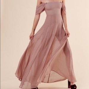 NWT Reformation Annora Dress. Very pretty blush.