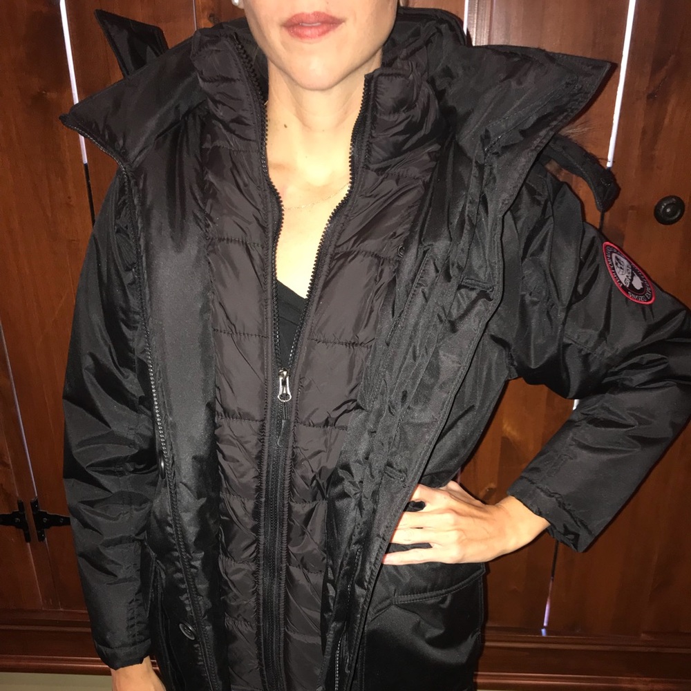 Black ski coat