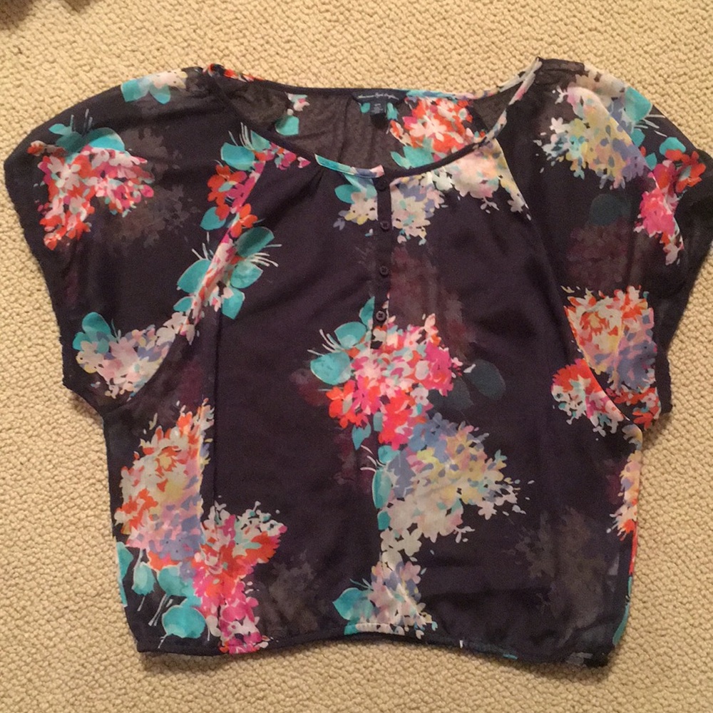 Floral AE blouse size m great condition sheer ~