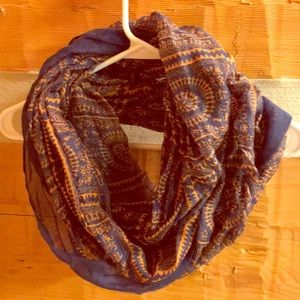 Circle scarf