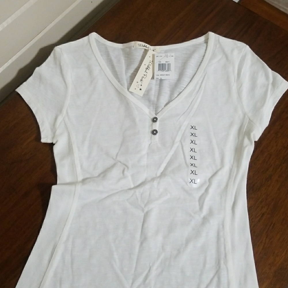 White XL short sleeve T