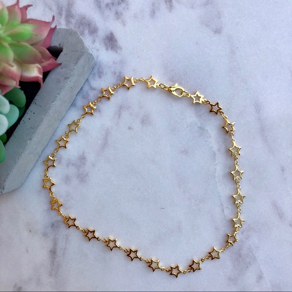 Dainty Gold Star Choker Necklace - Picture 8 of 8