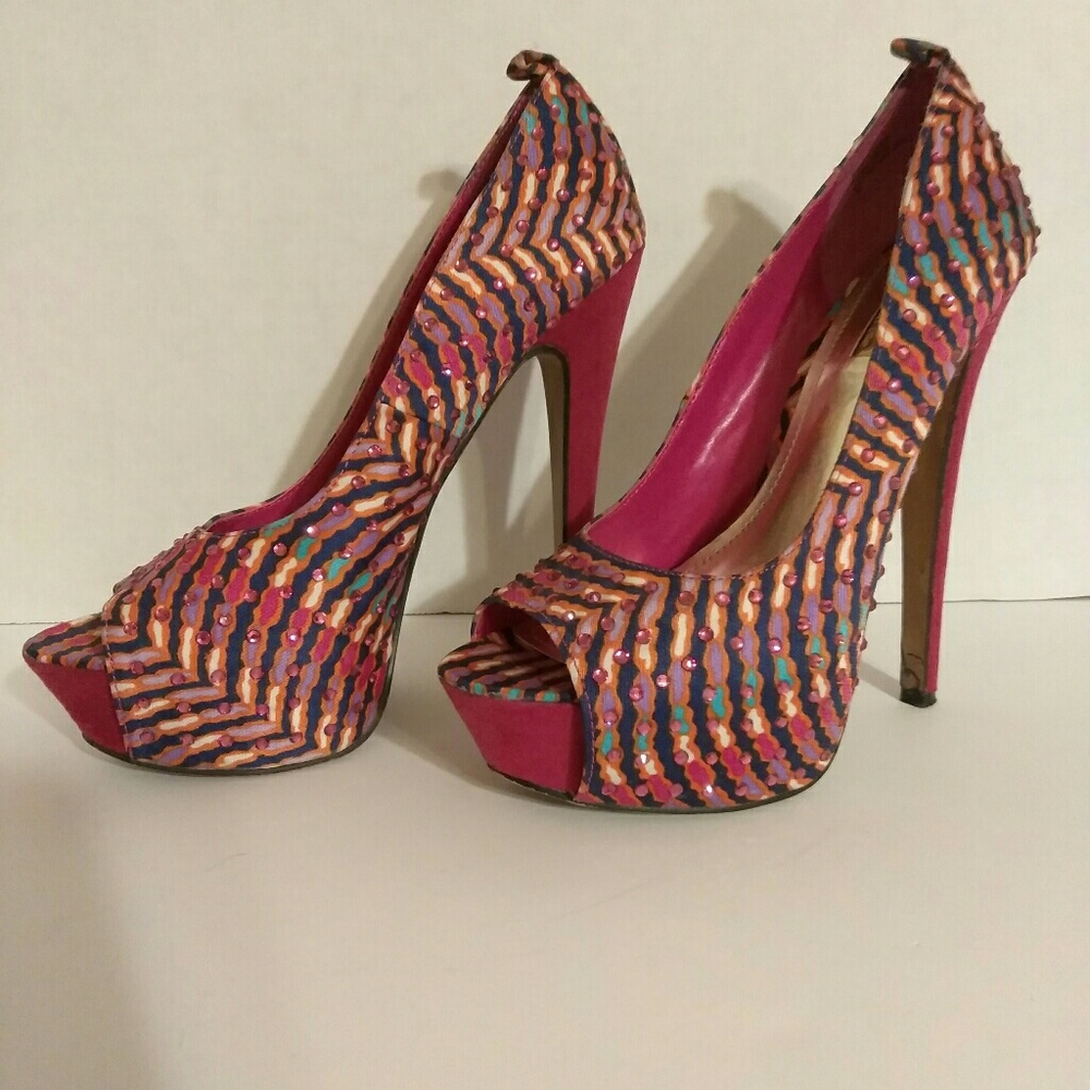 One of my favorite pair of shoes. 👠💞