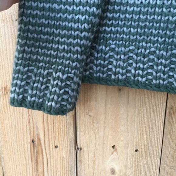 Retro J Crew Sweater size Large - Picture 4 of 8