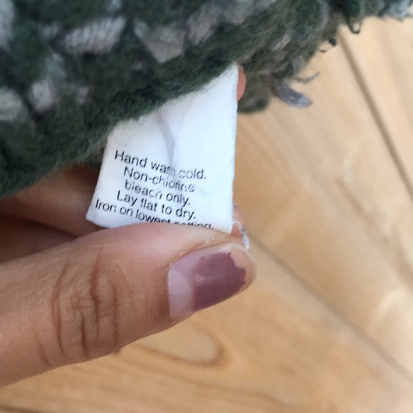 Retro J Crew Sweater size Large - Picture 5 of 8