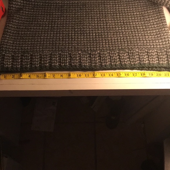 Retro J Crew Sweater size Large - Picture 6 of 8