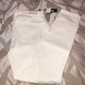 BLANKNYC size 31 white skinny jeans