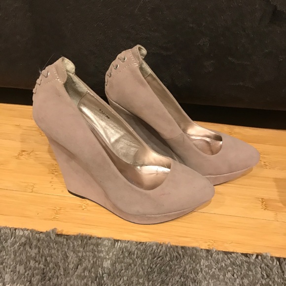 Charlotte Russe wedges - Picture 2 of 4