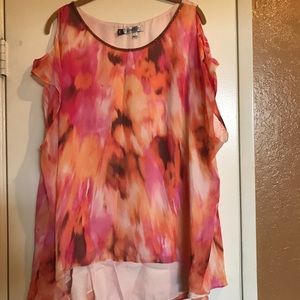 Jennifer Lopez sleeveless blouse