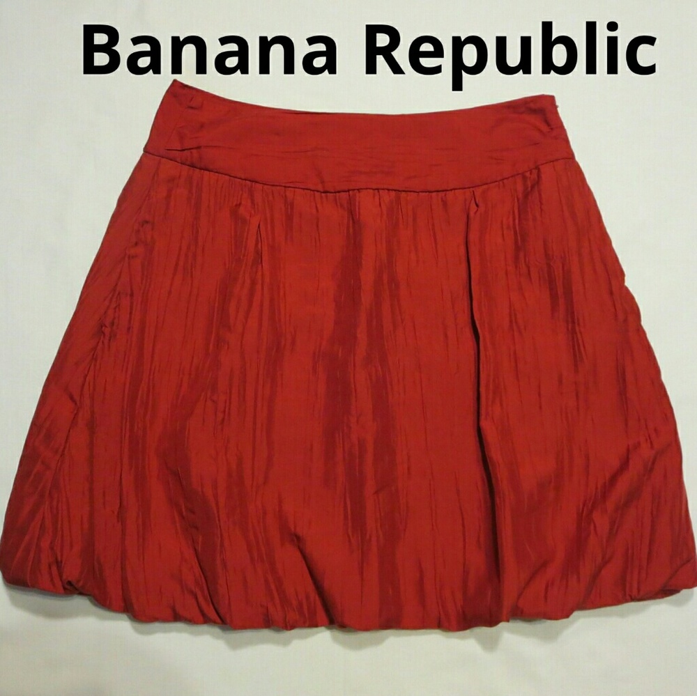 Banana Republic Size 6 Silk Skirt