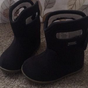 Toddler Bogs waterproof boots sz 5