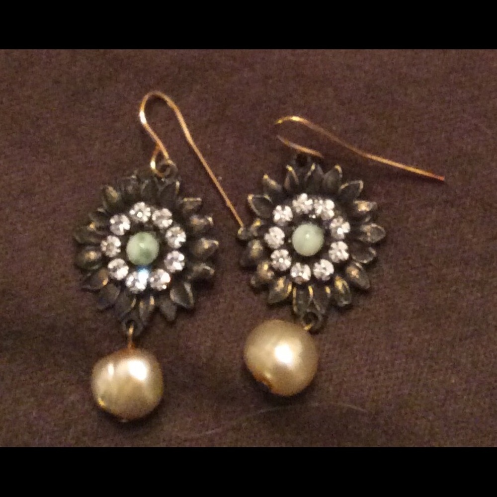 Stunning  Earrings by Sorrelli