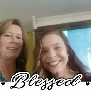 Meet your Posher, Yvette