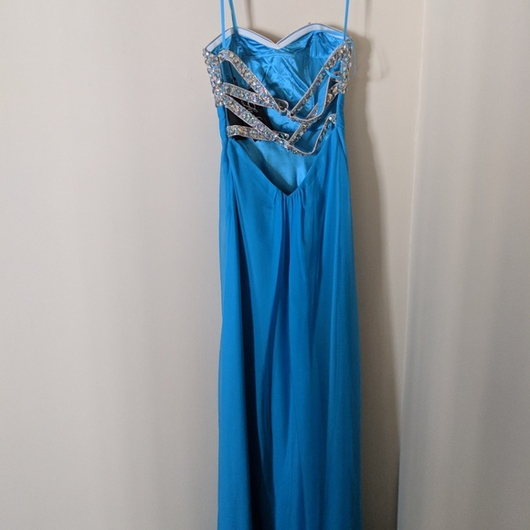 NWT La Femme Turquoise Beaded Prom Homecoming Gown - Picture 2 of 4