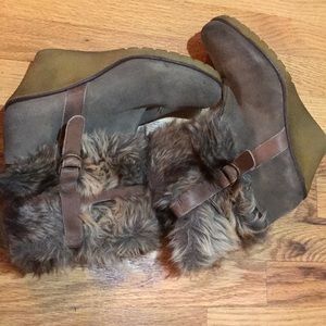 Aldo Fur Booties: Rubber Grip Soles