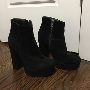 Steven Madden heel booties