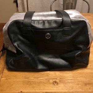 Lululemon Black & Silver bag!