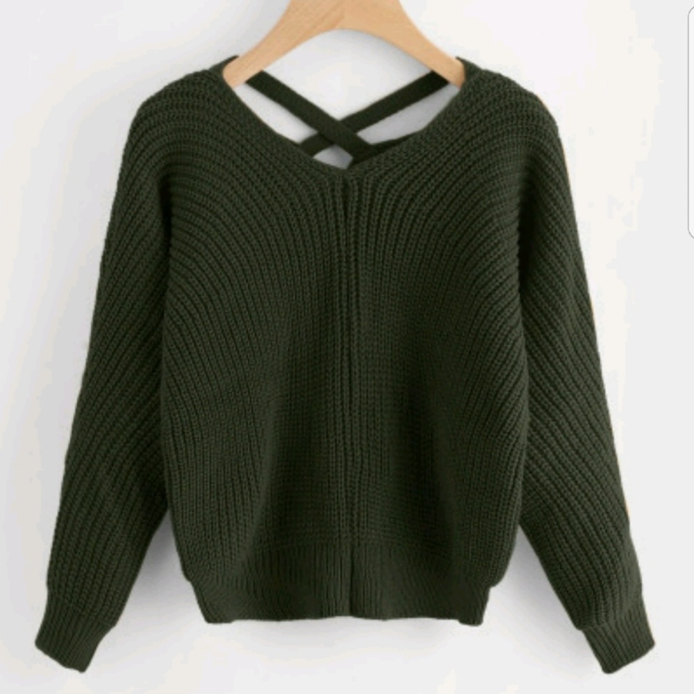 Criss Cross V-back Sweater