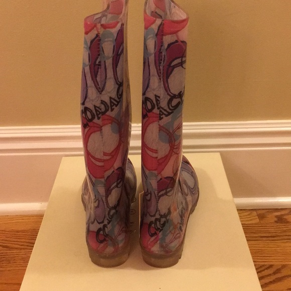 Poppy Coach Rain Boots - Picture 4 of 7