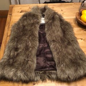 Fur Vest!! Abercrombie & Fitch, Size Small