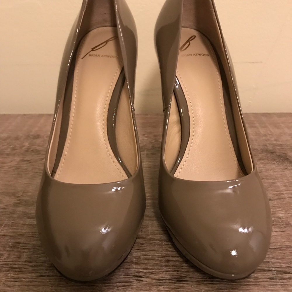 Brian Atwood Frederique Pumps