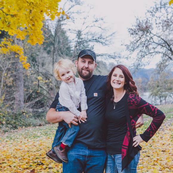 Meet your Posher, Kayla - Picture 1 of 1