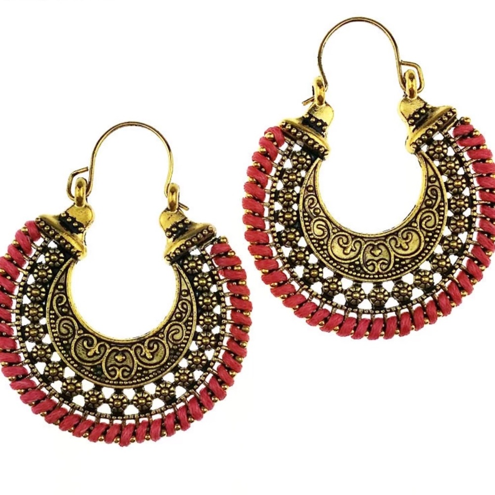 Antique-Style Gold-Tone Braided Loop Earrings NWT - Picture 1 of 8