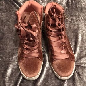 Madden Girl velvet look high top sneaker