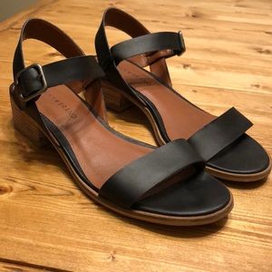 Lucky Brand black sandals, size 9