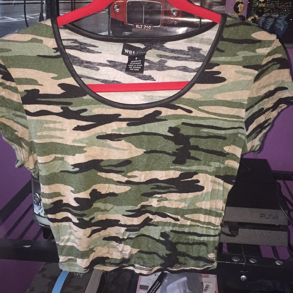 Camo Crop top
