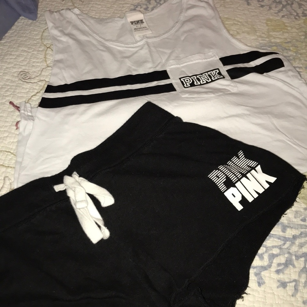 Vs tank and shorts size small -good condition
