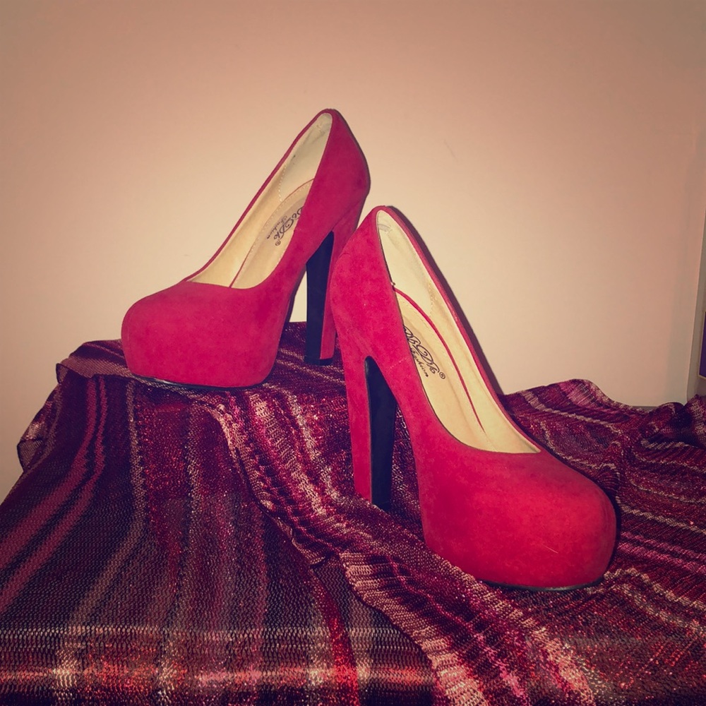 Heels Size 6