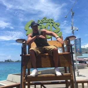 Meet your Posher, Julian