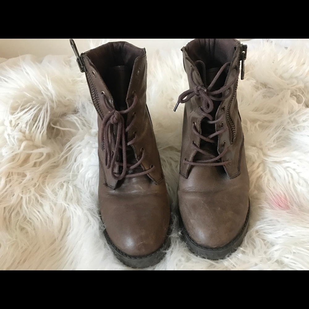 Brown boots