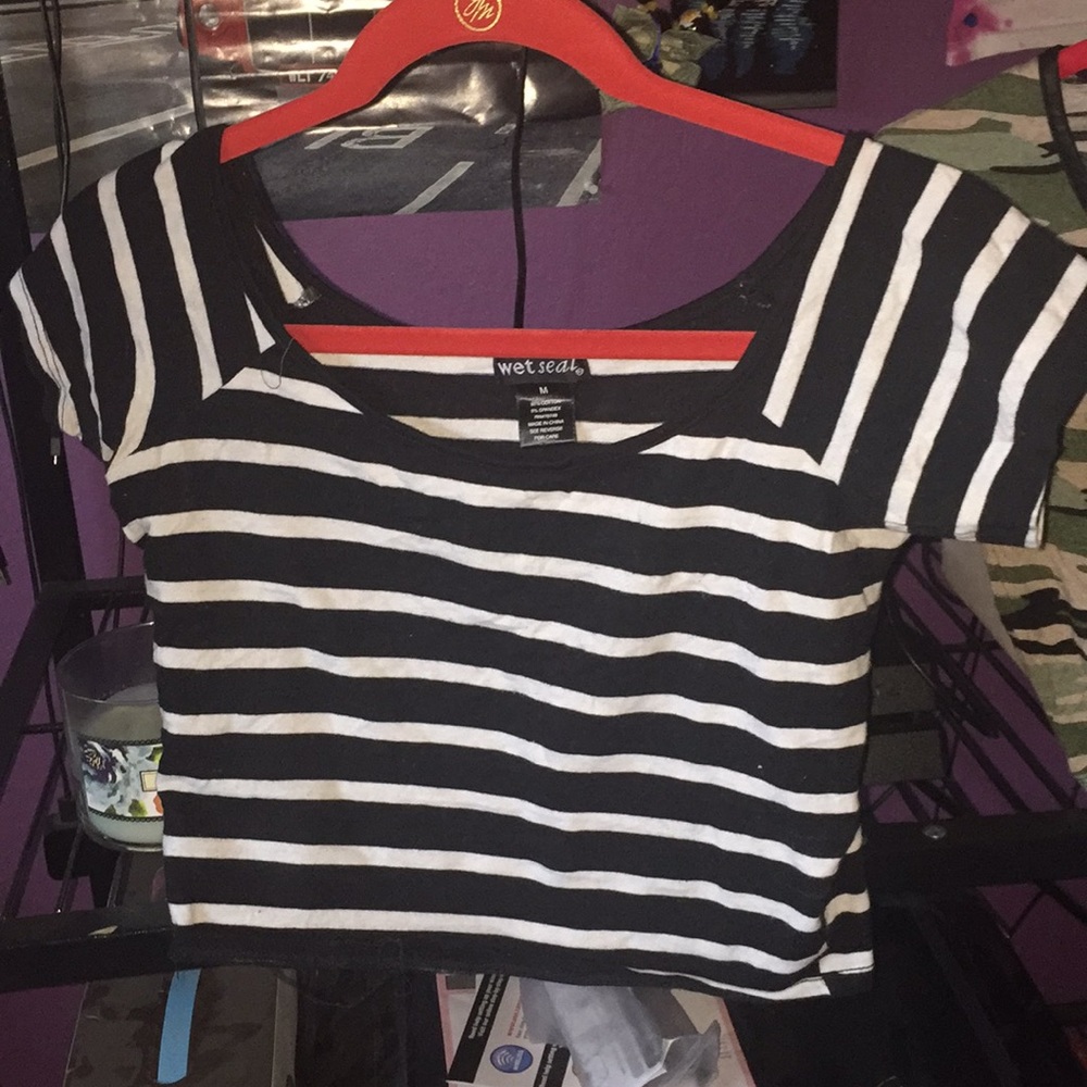 Black and White Crop top