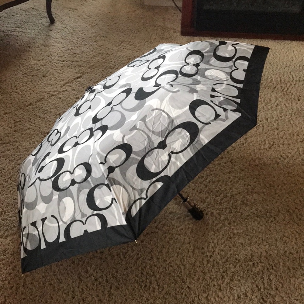 Coach umbrella