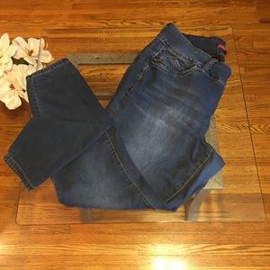 🛍 Royalty Wanna Betta Butt skinny jeans, plus 20w