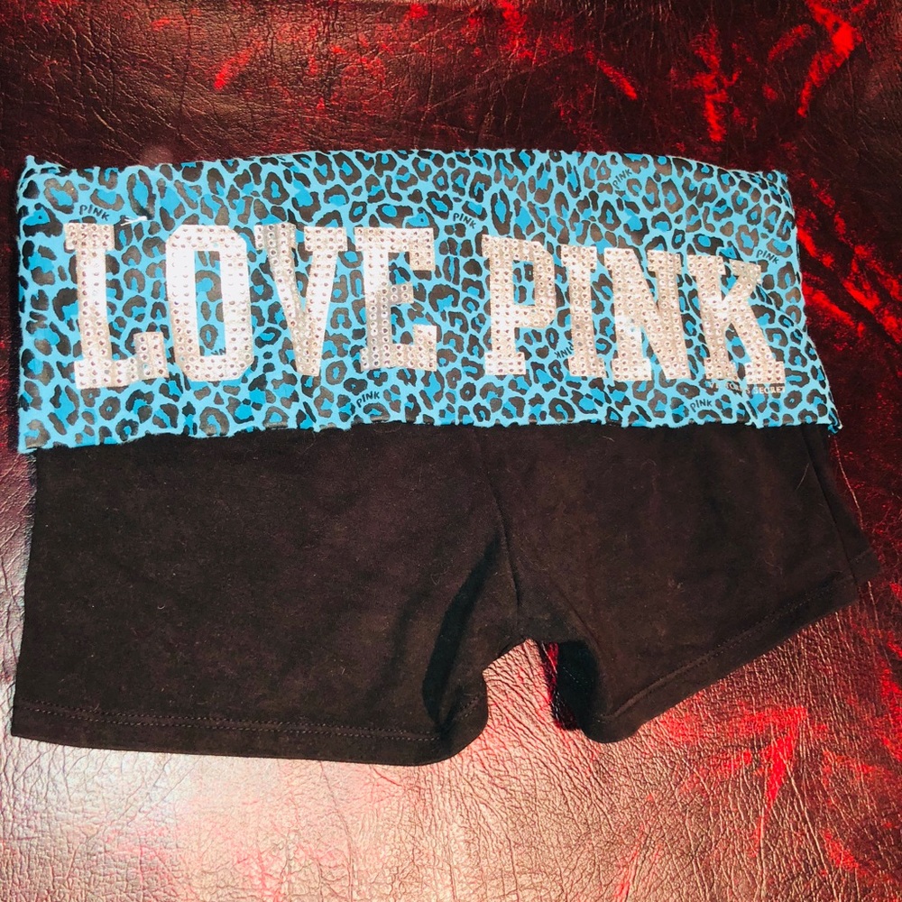 LOVE PINK YOGA SHORTS SIZE SMALL