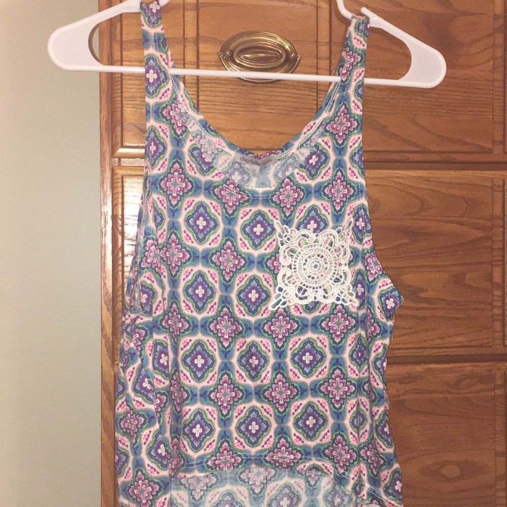 Crop Top High-Low Tank - Picture 2 of 3
