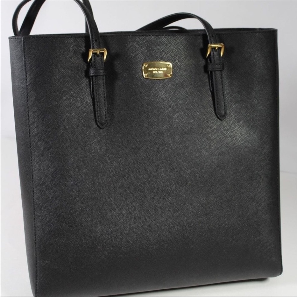 Authentic Michael Kors Jet Set Travel Tote