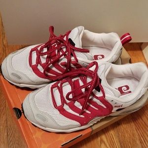 Nike Air Terra Humara Women Sneakers