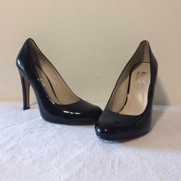 Michael Kors Pumps - Picture 2 of 4