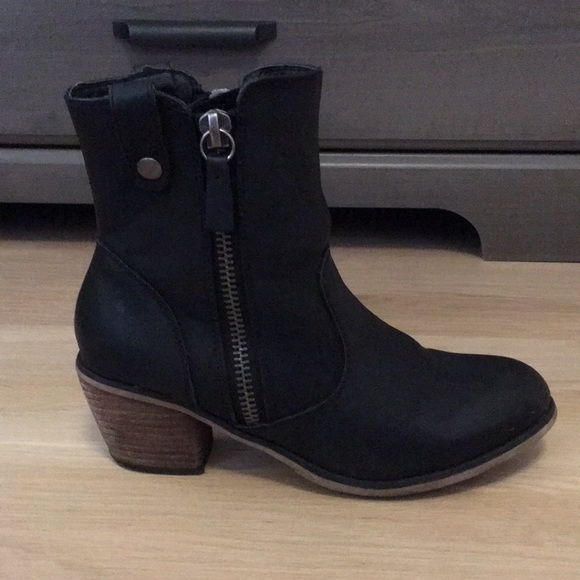 steve madden whiskey bootie