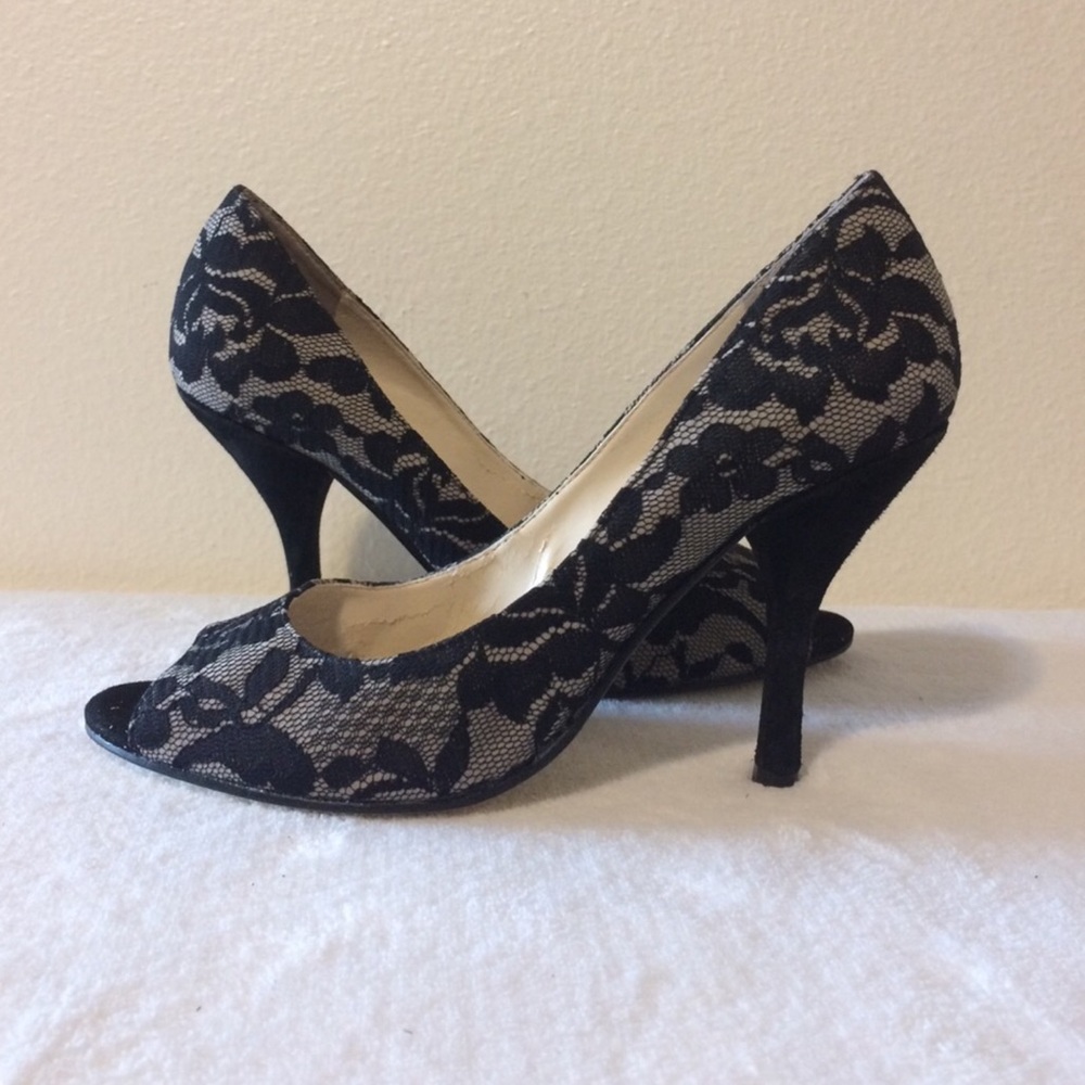Lace Peep Toe Pumps