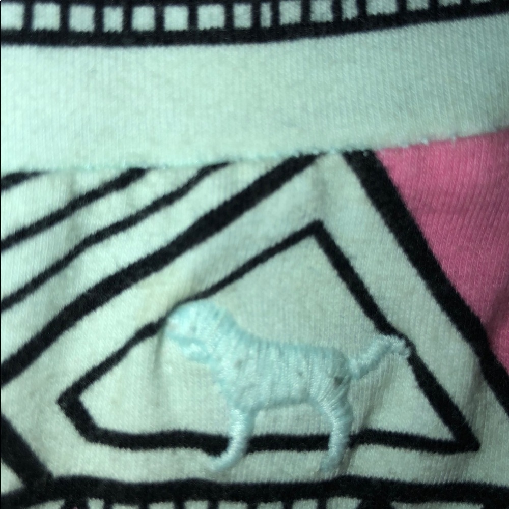 PINK VICTORIAS SECRET PENCIL SKIRT - Picture 2 of 3