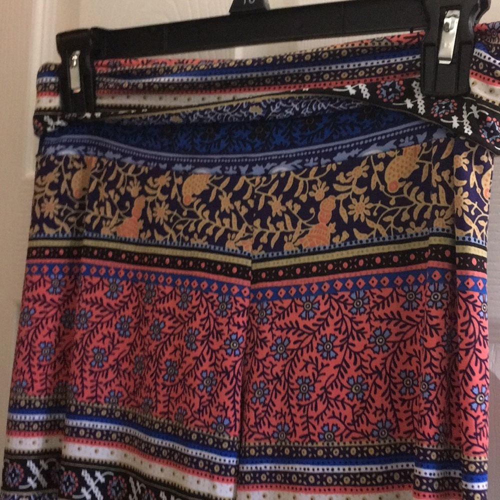 Flowy Pants - Picture 2 of 4